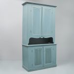 1184 1407 CUPBOARD